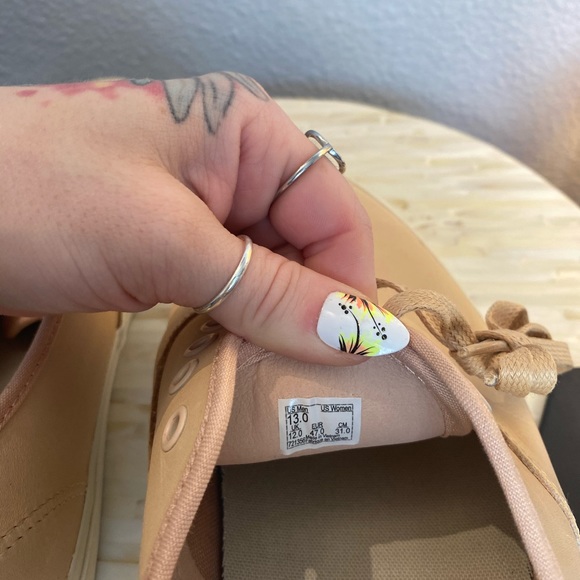 brand new leather vans - Picture 5 of 5